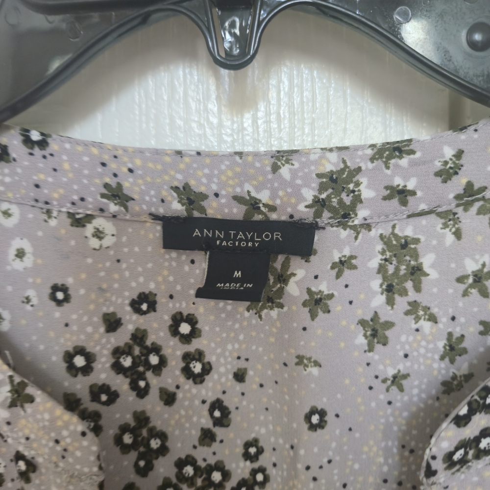 Ann Taylor Factory Floral Ruffle Sleeve Blouse - Grey and Green - Picture 8 of 10